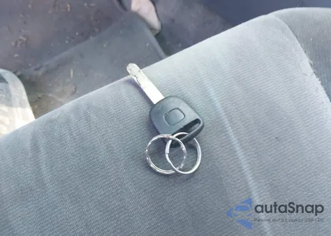 2005 Honda Civic Lx from USA, damaged, VIN 2HGES16695H615698